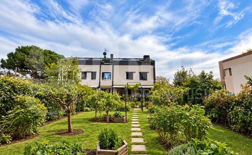 Residenza a San Lazzaro di Savena, Emilia-Romagna, Italia 1