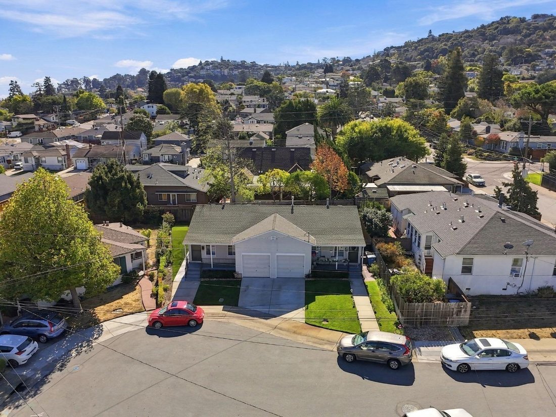 House in San Mateo, California, United States 2 - 19125058
