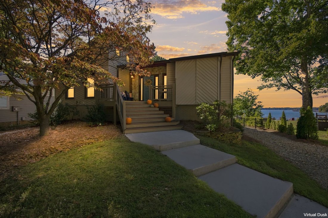 Maison à Cornelius, Caroline du Nord, États-Unis 3 - 19133192