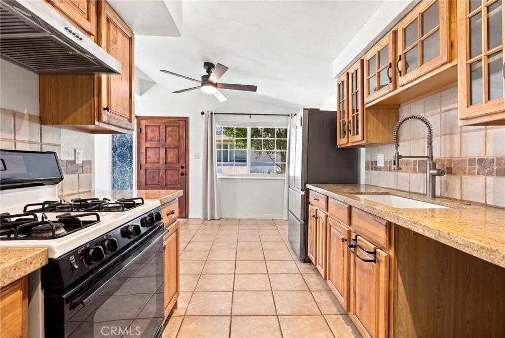 Altro a Costa Mesa, California, Stati Uniti 5 - 19132190