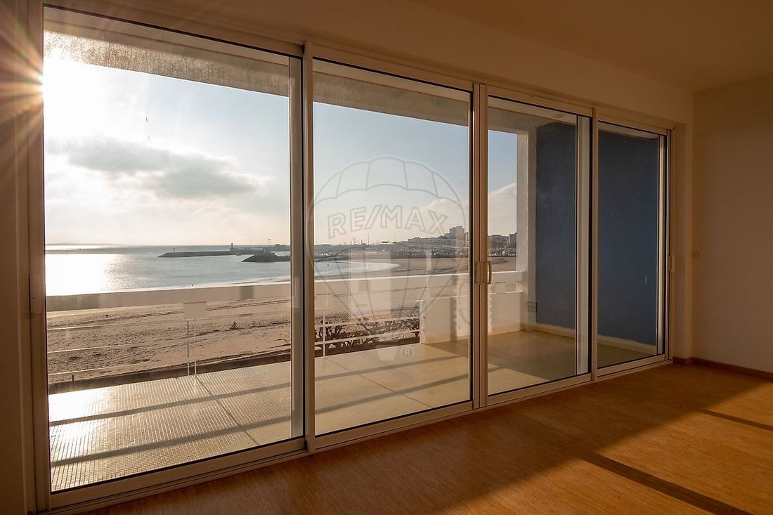 Apartment in Saint Pierre, Royan, France 1 - 19129475