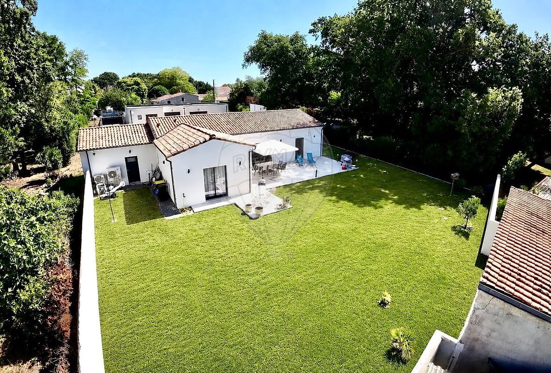 Maison à Étaules, Nouvelle-Aquitaine, France 1 - 19129896