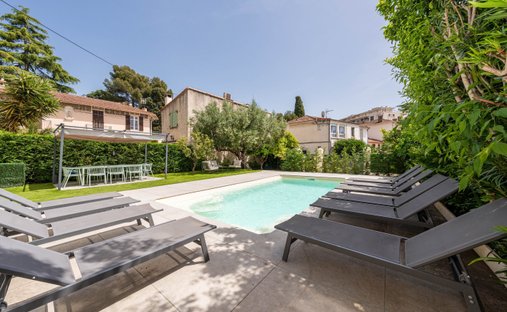 Townhouse en Saint Nicolás, Cannes, Francia 1