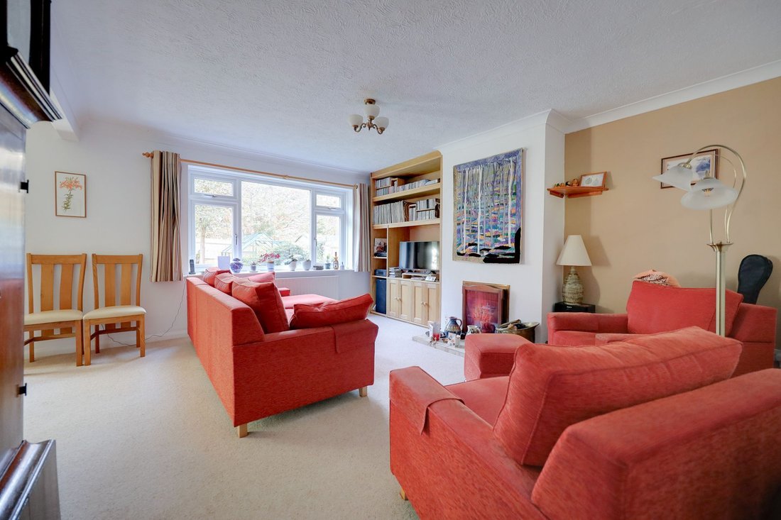 Chalet in Burgess Hill, England 3 - 19122780