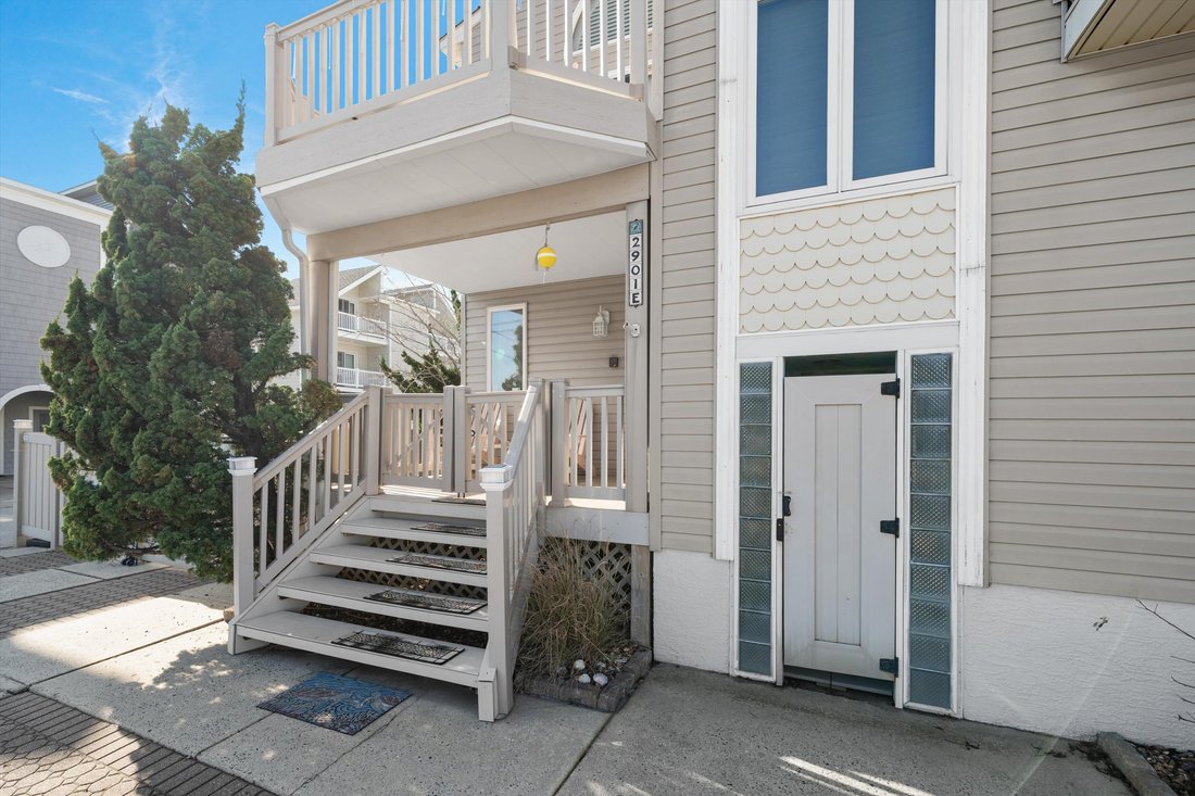 Townhouse in Sea Isle City, New Jersey, United States 2 - 19124032