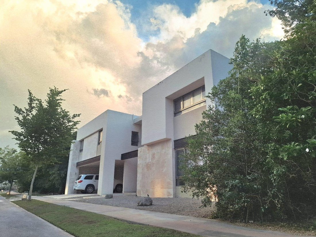 Haus in Yucatán Country Club, Yucatán, Mexiko 1 - 19135832