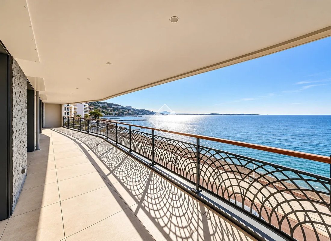 Apartment in French Riviera, Provence-Alpes-Côte d'Azur, France 1 - 19135647