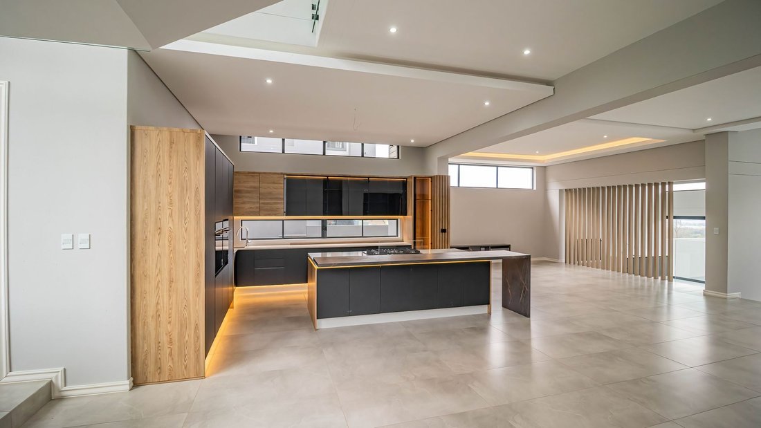 House in Gauteng, South Africa 4 - 19123528