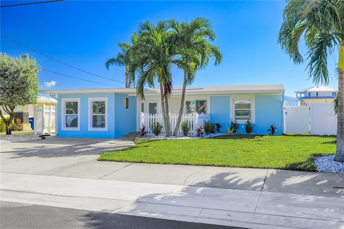 Casa a Madeira Beach, Florida, Stati Uniti 2 - 19125368