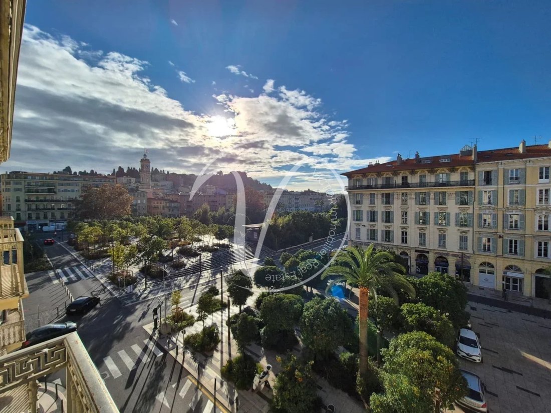 Wohnung in Nizza, Provence-Alpes-Côte d'Azur, Frankreich 1 - 15602887
