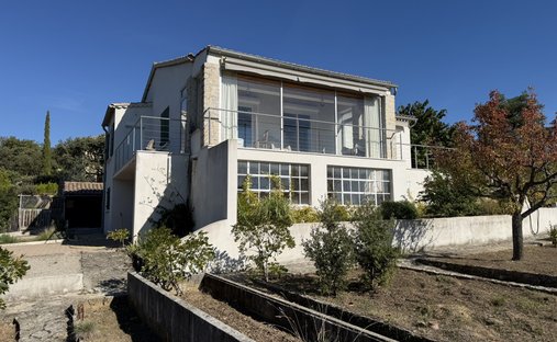 House in Puyméras, Provence-Alpes-Côte d'Azur, France 1