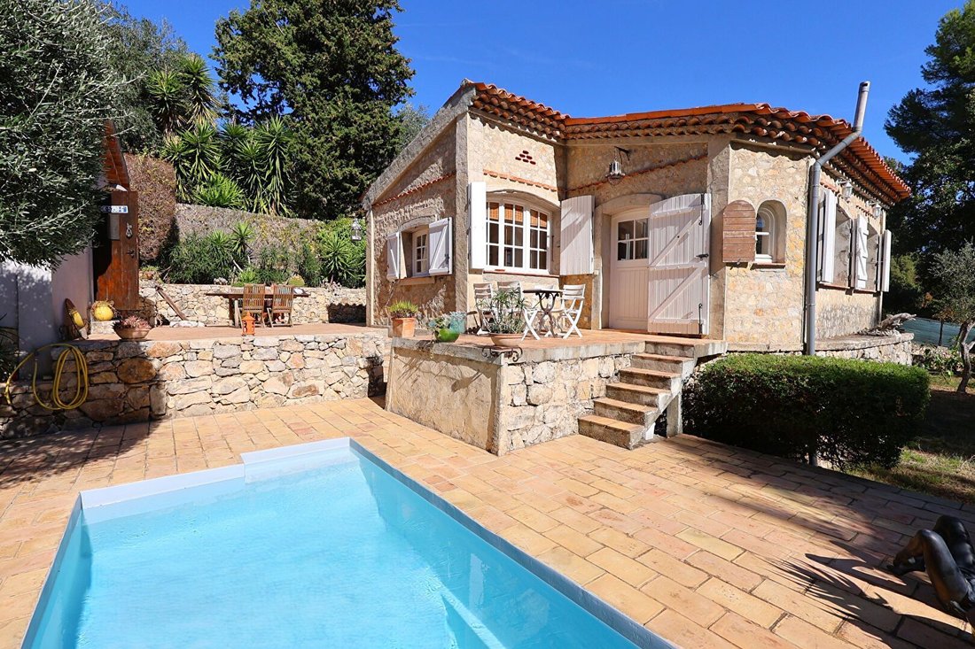 Casa en Le Tignet, Provenza-Alpes-Costa Azul, Francia 2 - 19122862
