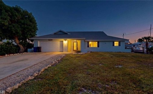 House in Bokeelia, Florida, United States 1