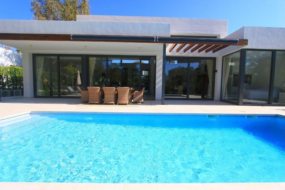 Villa in Estepona, Andalusia, Spain 4 - 19122628