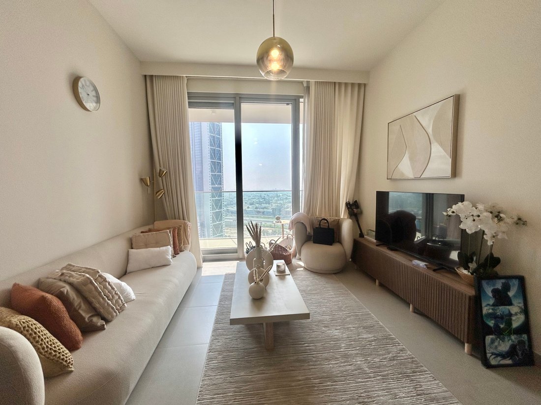 Apartment in Downtown Dubai, Dubai, United Arab Emirates 1 - 19126808