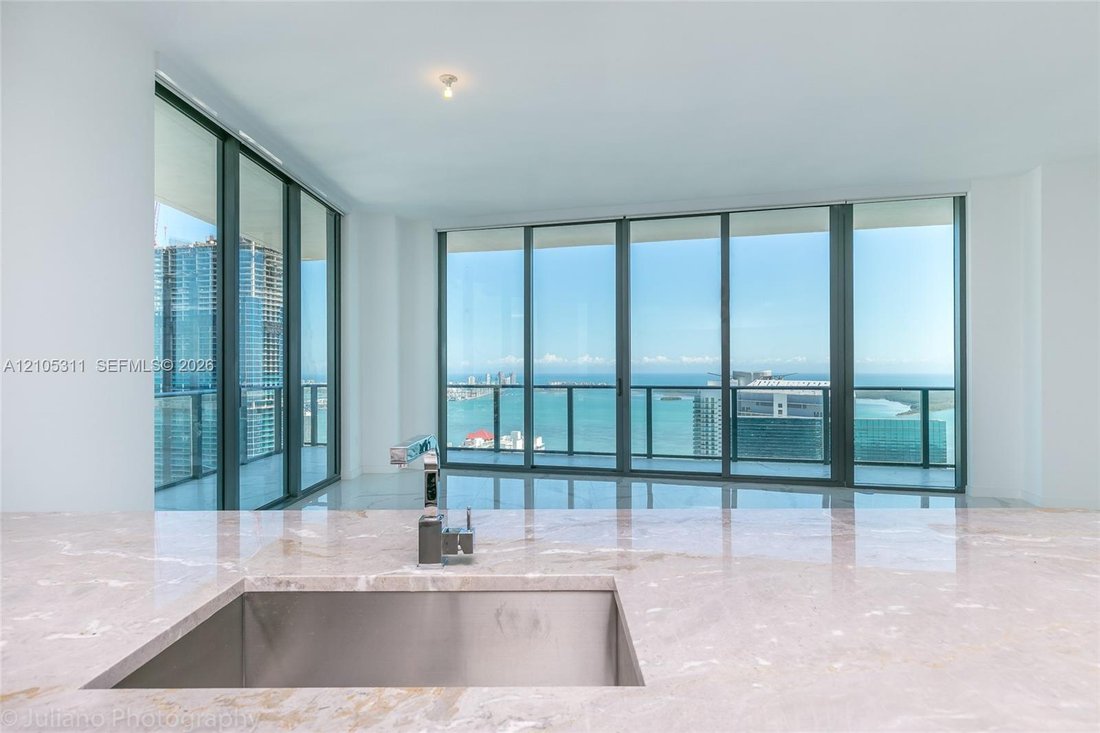 Condo in Miami, Florida, United States 2 - 19126247