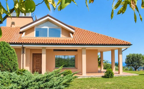 Villa in Ripatransone, Marken, Italien 1