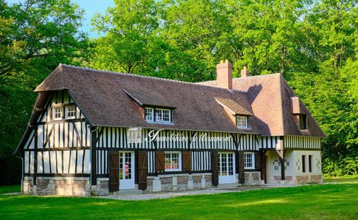 Villa in Beaumont-le-Roger, Normandie, Frankreich 1