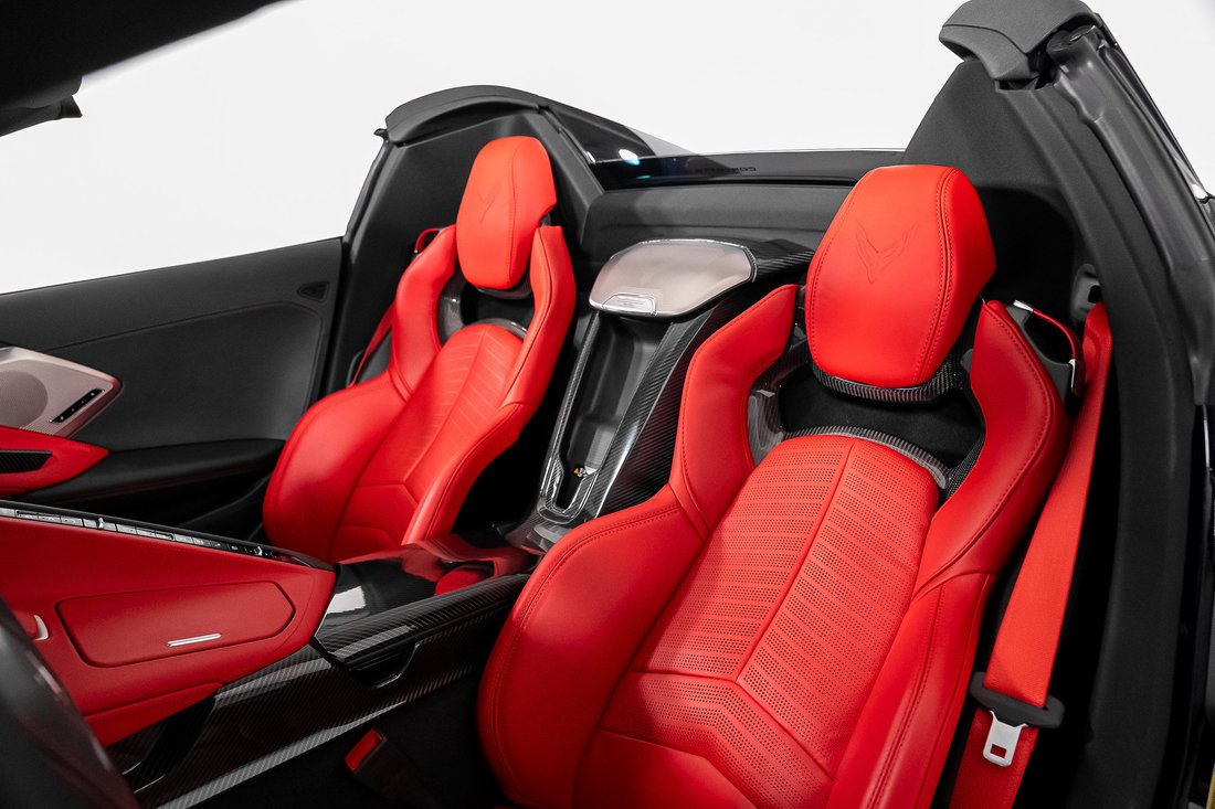 Cabriolet in Pompano Beach, FL, United States 3 - 19131007