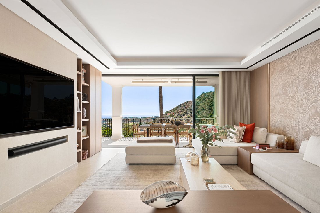 Villa in Benahavis, Andalusia, Spain 3 - 19129253