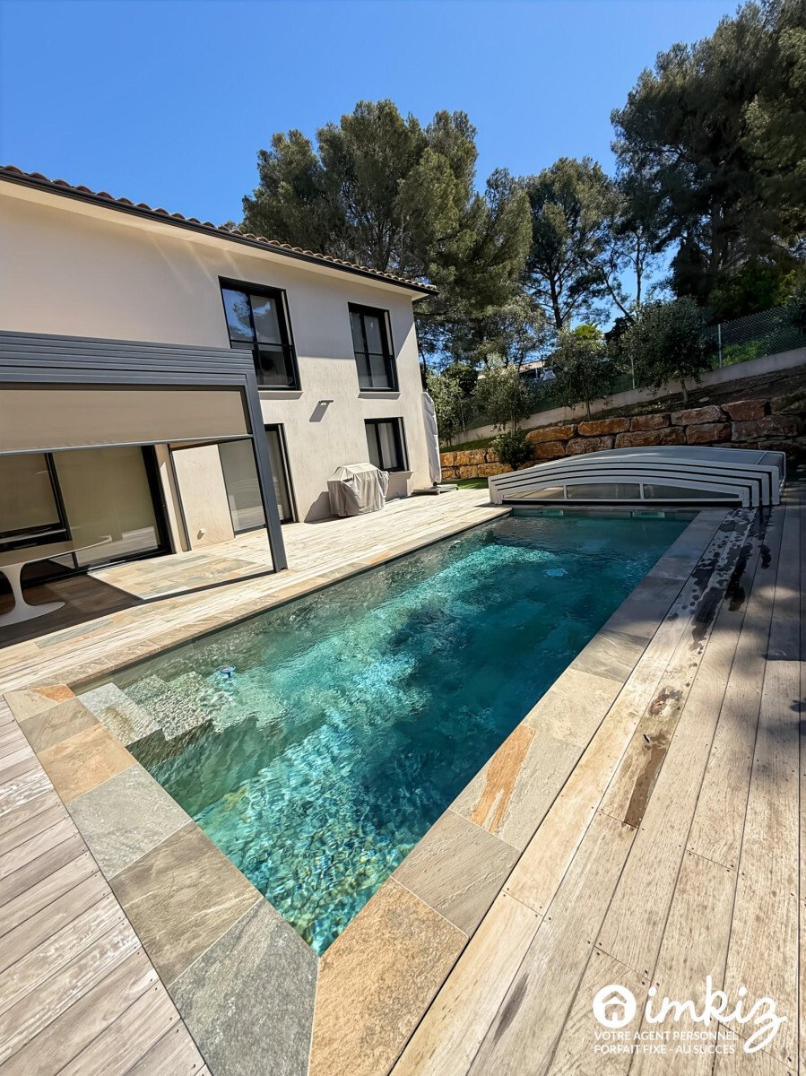 House in Beaucours-La Gorguette-La Morvenede, Sanary-sur-Mer, France 2 - 19122050
