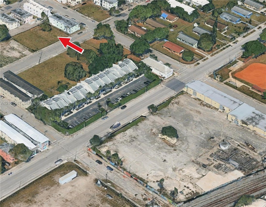 Terrain à Miami, Floride, États-Unis 1 - 19126233