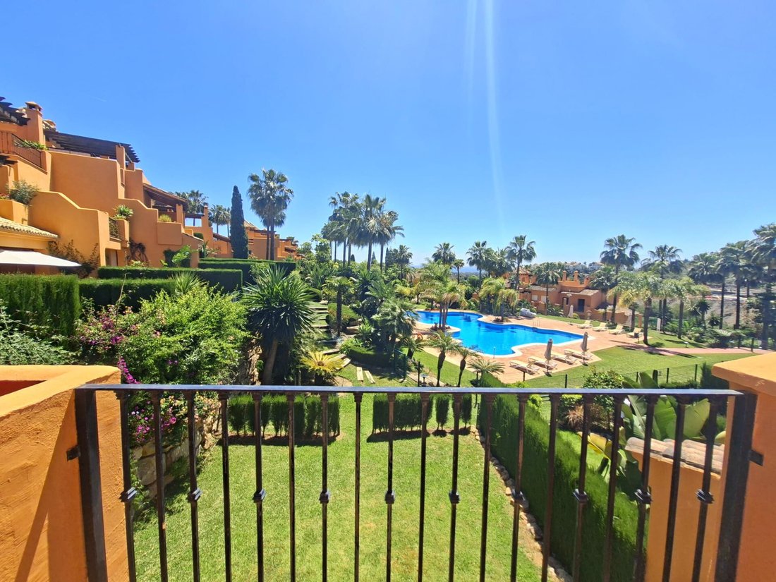 House in El Paraíso, Benahavis, Spain 4 - 19130670