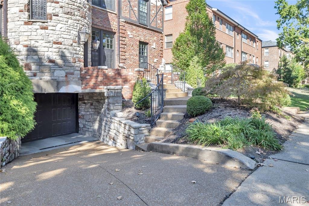 Condo in Clayton, Missouri, United States 3 - 19121787