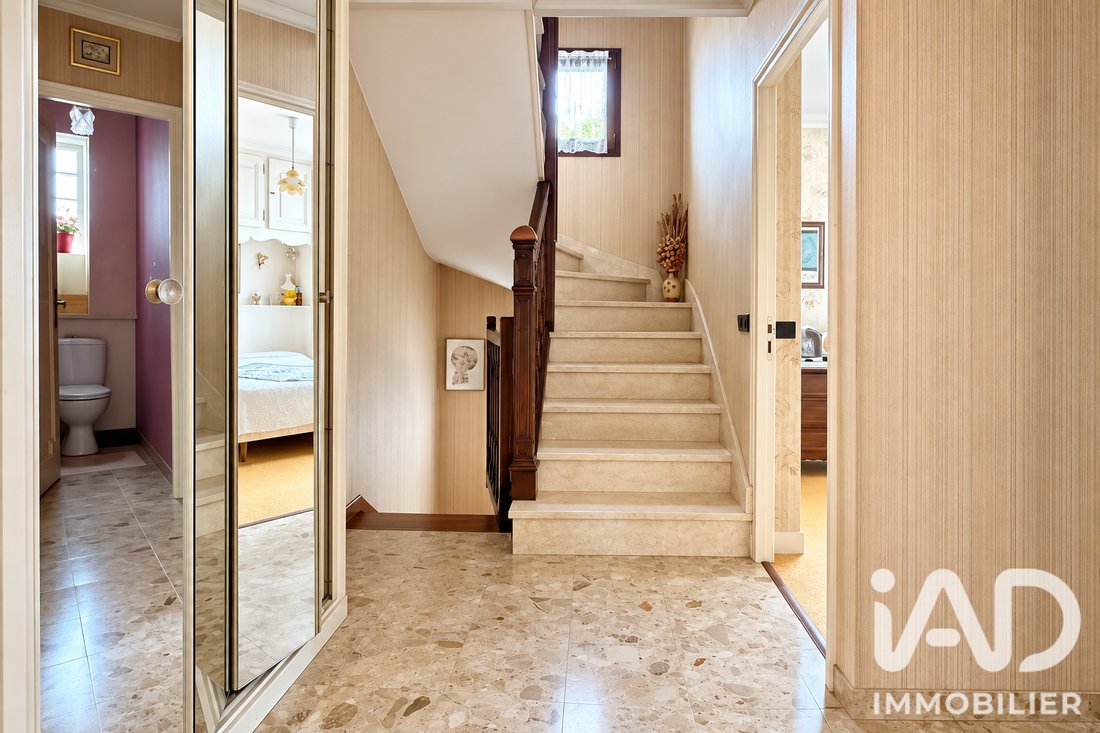 Maison à Grenouillère-Marnois-Rive de Marne, Noisy-le-Grand, France 5 - 19130109