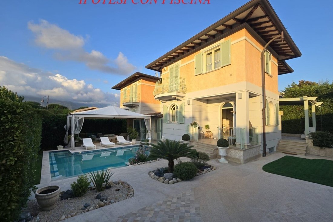 Villa a Pietrasanta, Toscana, Italia 3 - 19124707