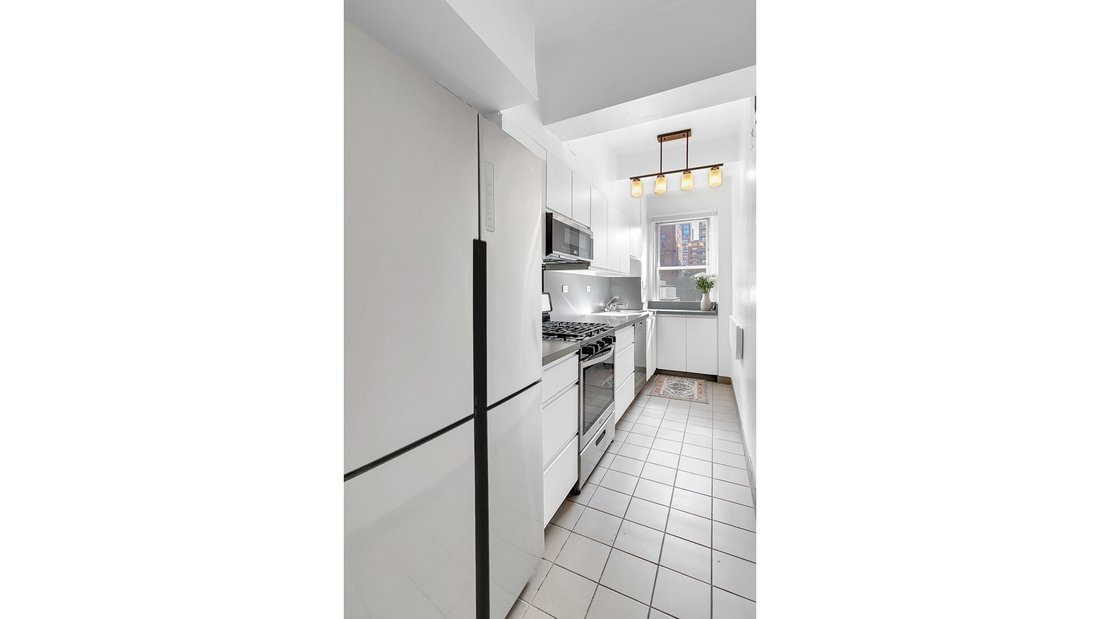 Co Op in New York, New York, United States 3 - 19126220