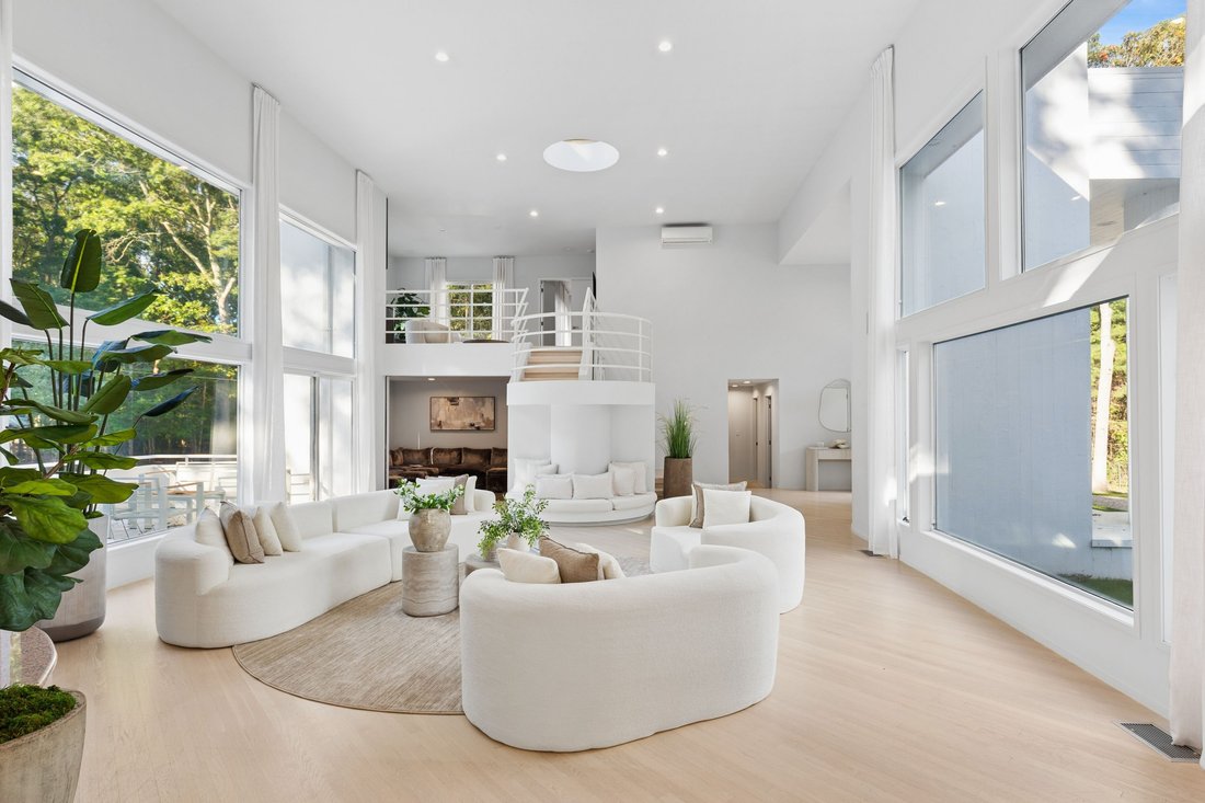 Wainscott, New York, United States 3 - 19135659