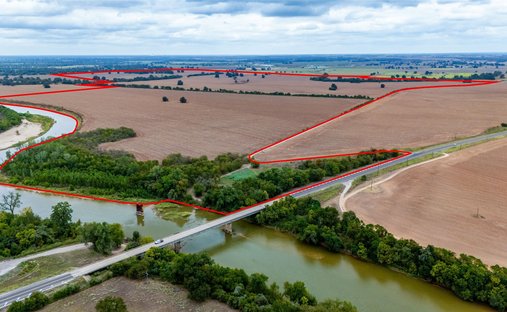 Land in Marlin, Texas, Vereinigte Staaten 1