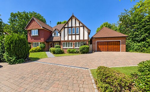 Haus in Bagshot, Windlesham, England 1