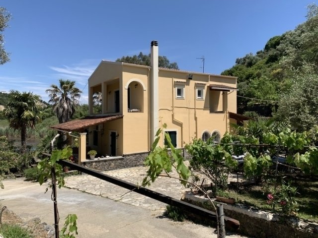 Casa a Northern Corfu, Peloponnese, Western Greece and the Ionian, Grecia 1 - 19121735
