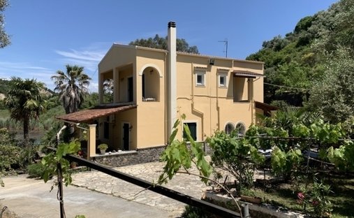 Casa en Northern Corfu, Peloponnese, Western Greece and the Ionian, Grecia 1
