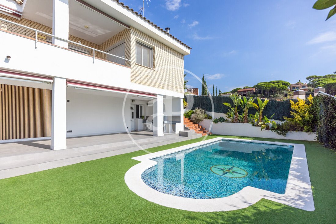 Villa in Caldes d’Estrac, Katalonien, Spanien 3 - 19128893