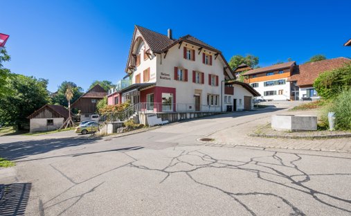 House in Erlinsbach (SO), Canton of Solothurn, Switzerland 1