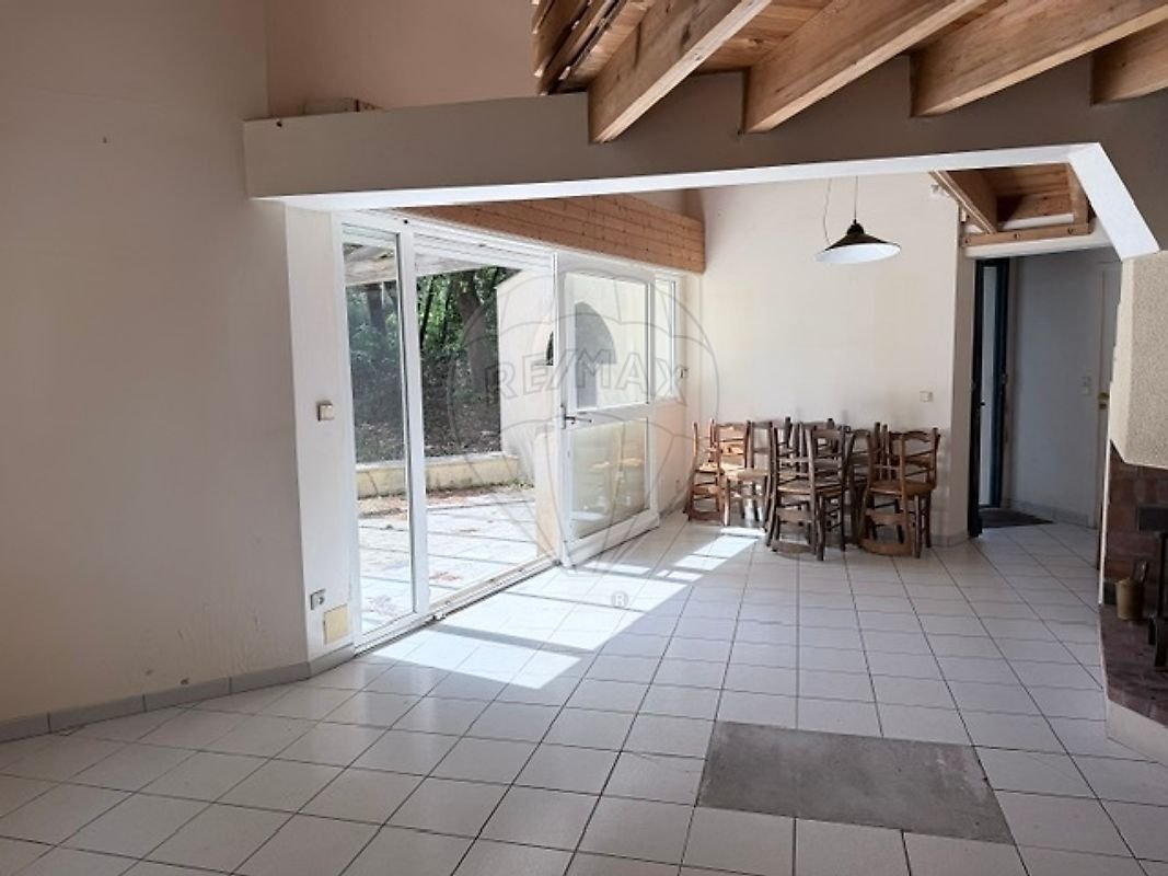 House in Saint-Palais-sur-Mer, Nouvelle-Aquitaine, France 3 - 19129955