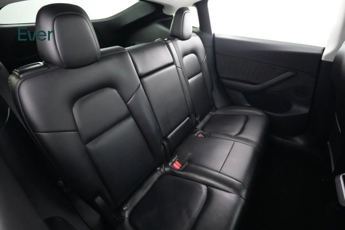Suv in San Francisco, CA, United States 5 - 19040845
