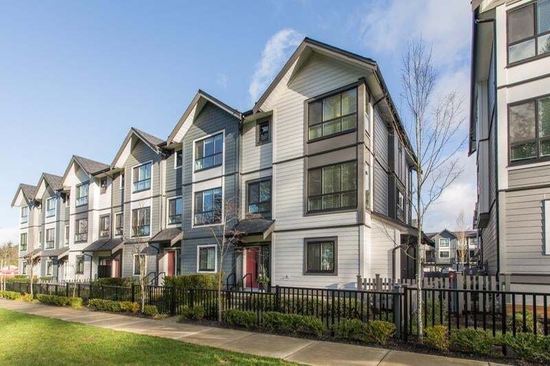 Townhouse en Surrey, Columbia Británica, Canadá 1 - 19129073