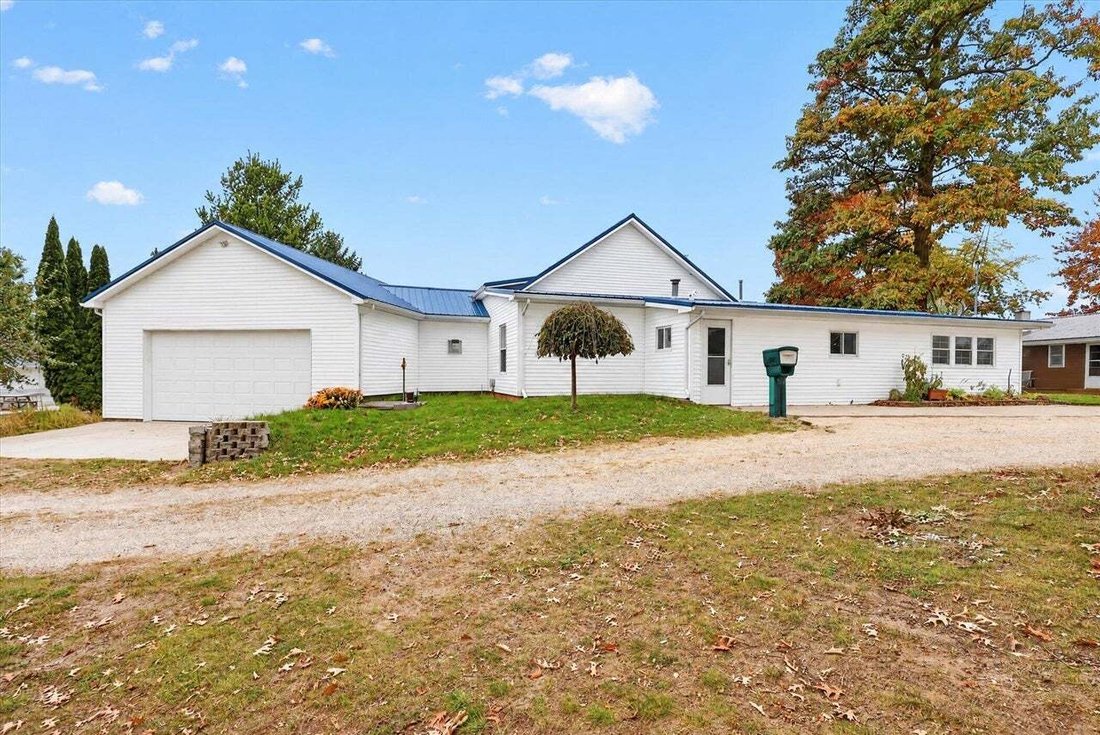 House in Orleans, Michigan, United States 3 - 19125244