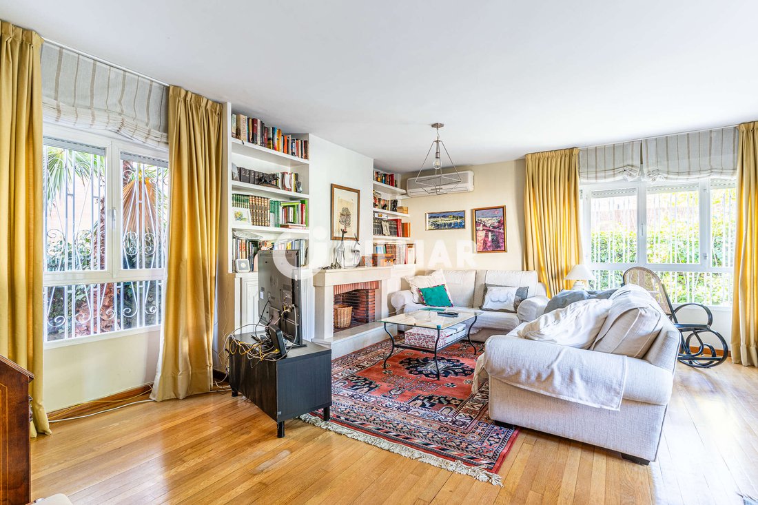 Villa en Fuencarral-El Pardo, Madrid, España 2 - 19121591