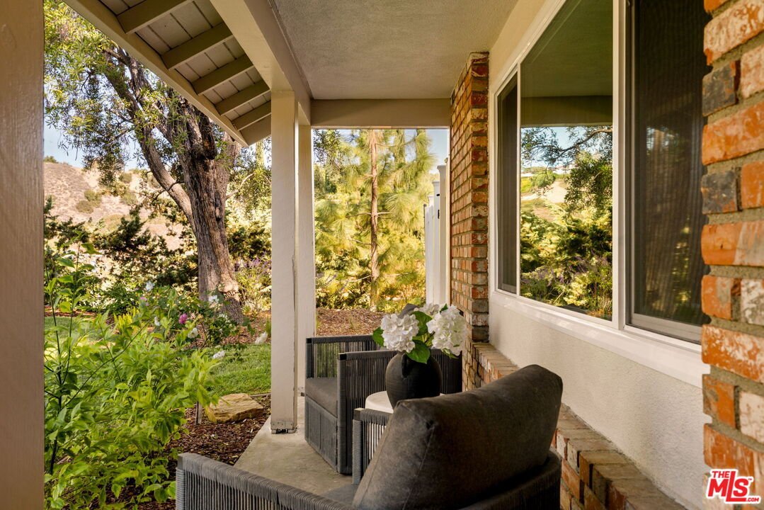 House in Hidden Hills, California, United States 3 - 19126323