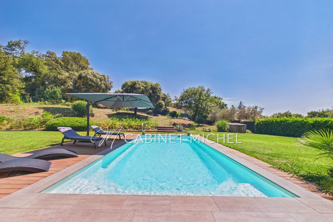 Villa à Nord, Roquefort-les-Pins, France 1 - 19128864