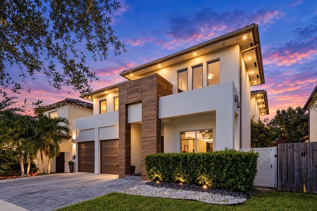 House in Miami, Florida, United States 1 - 19131286