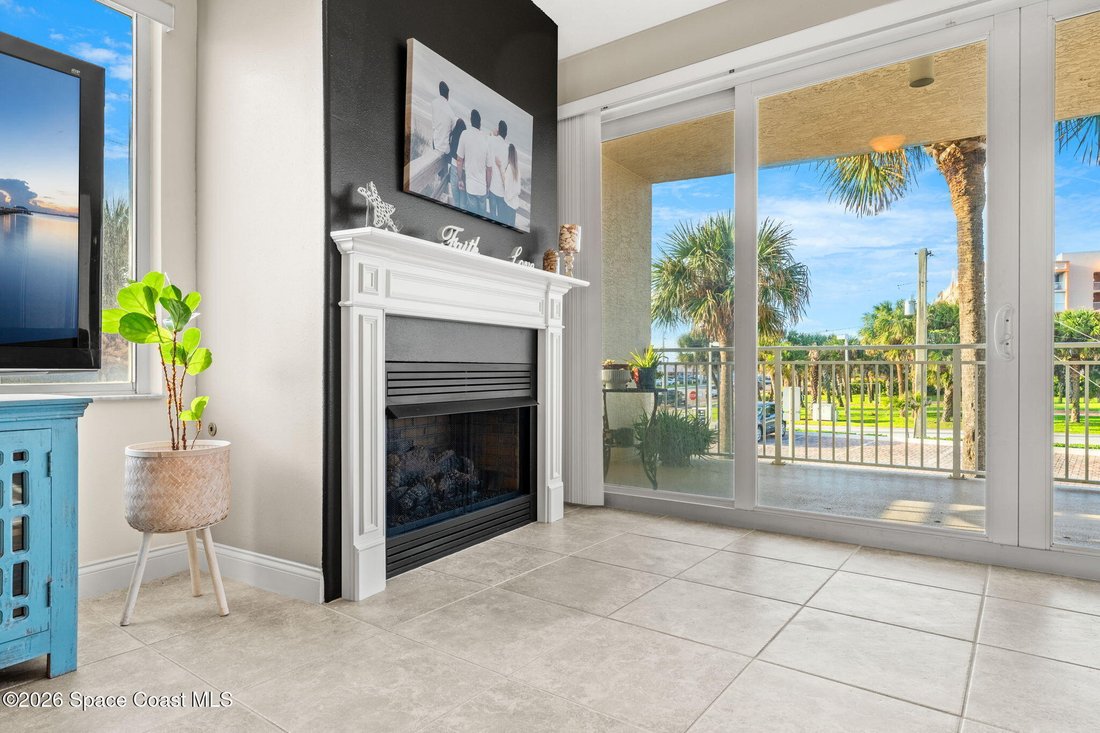 Condo in Indialantic, Florida, United States 5 - 19121378