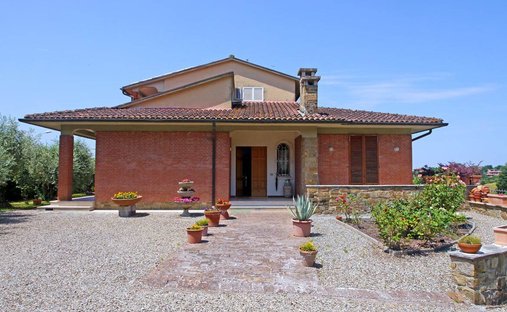 Casa di campagna a Castelnuovo Berardenga, Toscana, Italia 1