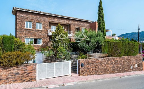 Chalet in Teià, Katalonien, Spanien 1