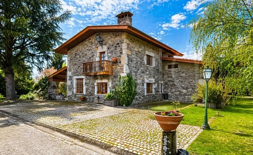 Finca à Tortosendo, Castelo Branco, Portugal 1